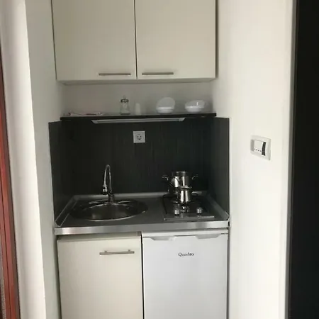 Apartman Lilium Apartment *